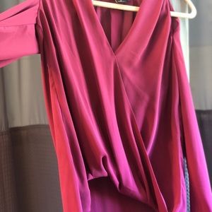 Open hole shoulder blouse